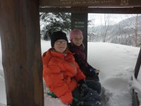 /album/fotogalerie-hynek-bohm/deti-stepa-a-eliska-na-snehu-tedy-ne-posledni-zima-1-jpg/